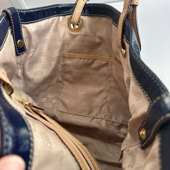 Michael by Michael Kors Jet Set Blue Patent Leather Tote - Picture 12 of 16